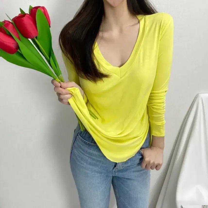 [BUNJANG] V-Neck Long Sleeve T-Shirt - Fluorescent Yellow / 브이넥 긴팔 티셔츠 형광 노랑