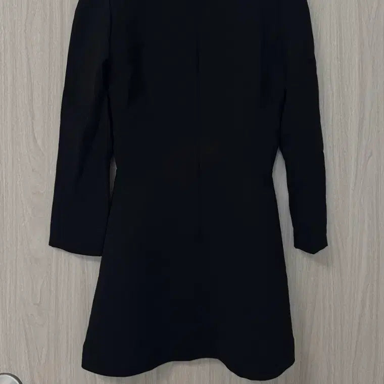 [SOLD OUT] 산드로 블랙 진주넥 원피스 34