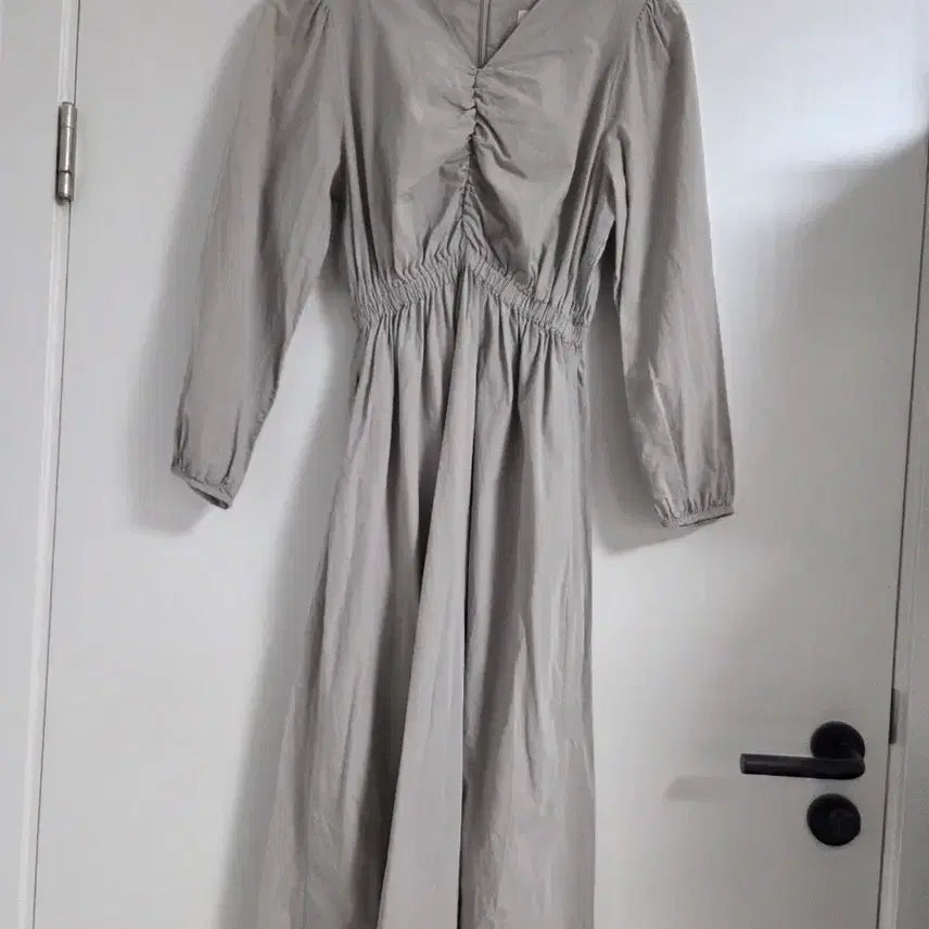 [BUNJANG] Gray Shirring Long Dress / 셔링 롱원피스 그레이 원피스