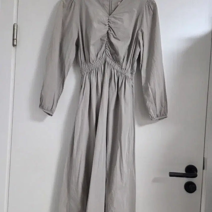 [BUNJANG] Gray Shirring Long Dress / 셔링 롱원피스 그레이 원피스
