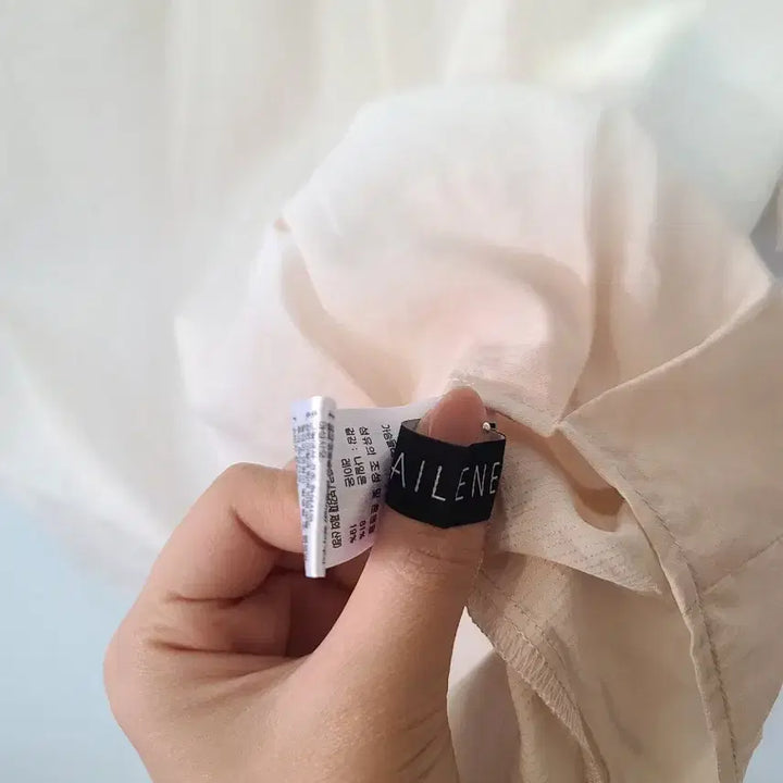 [BUNJANG] AILENE Blouse - Size 100 / 블라우스