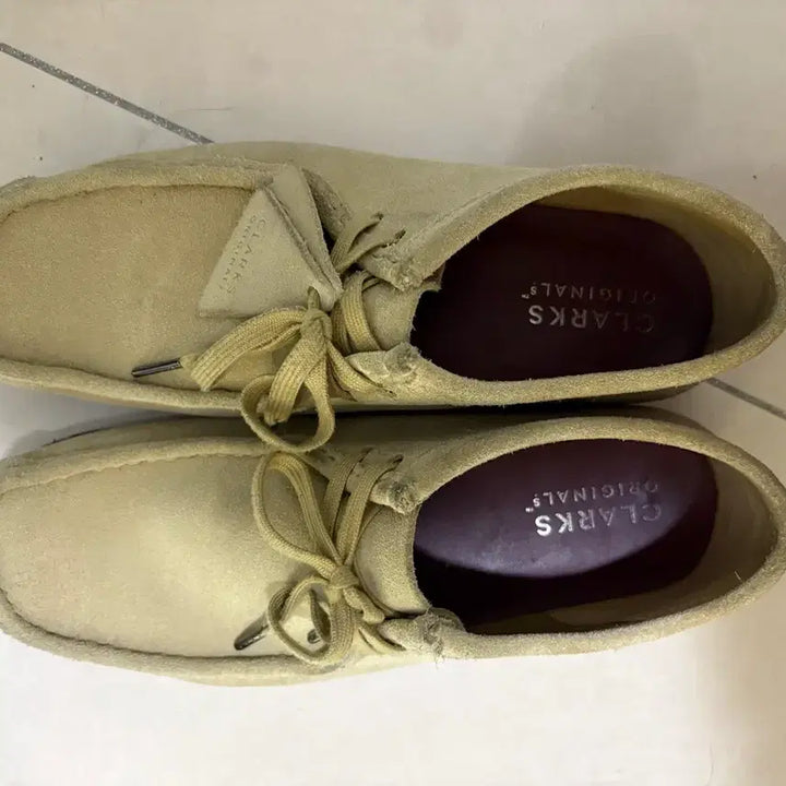 [SOLD OUT] 클락스 메이플 275