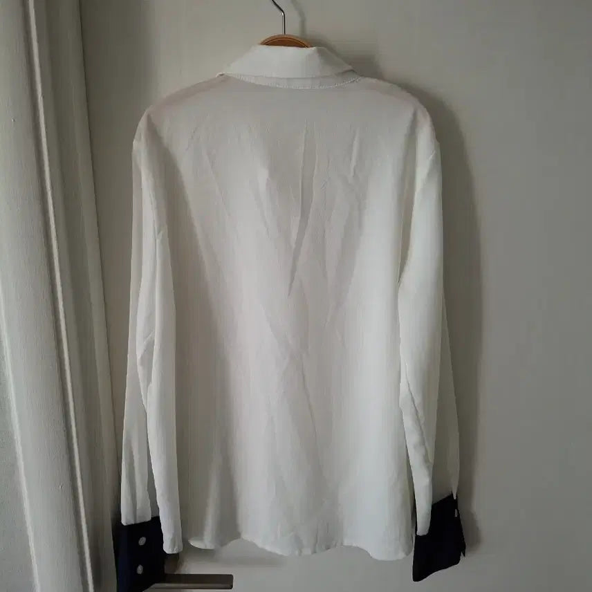 [SOLD OUT] 화이트 배색 블라우스55~66