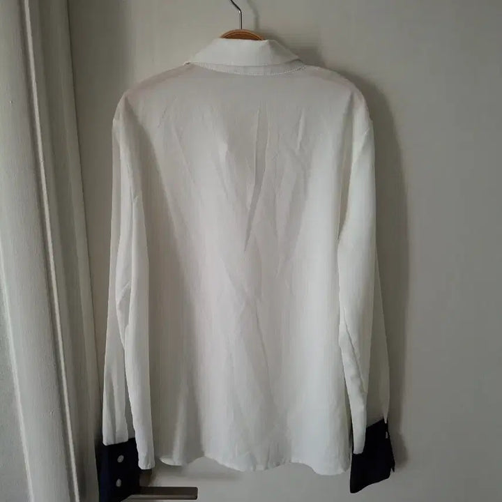 [SOLD OUT] 화이트 배색 블라우스55~66