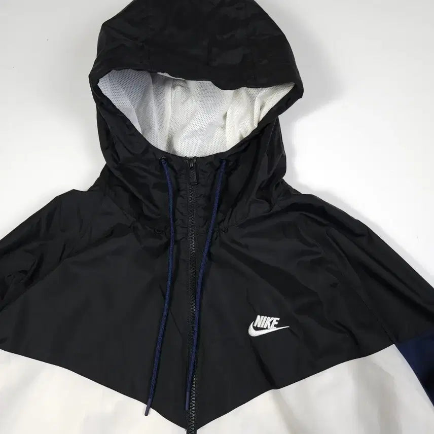 [SOLD OUT] 나이키 배색 바람막이 [XL]