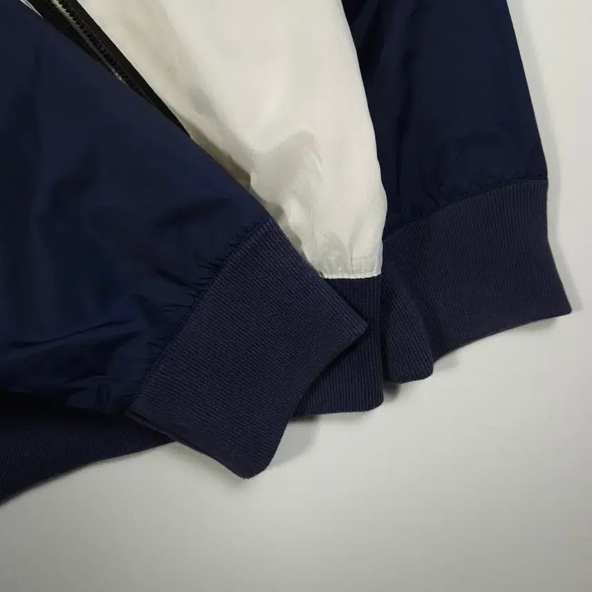 [SOLD OUT] 나이키 배색 바람막이 [XL]