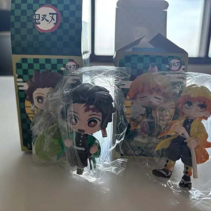 [BUNJANG] Demon Slayer Tanjiro/Zenitsu Figure Set / 귀멸의 칼날 탄지로/젠이츠 피규어 세트