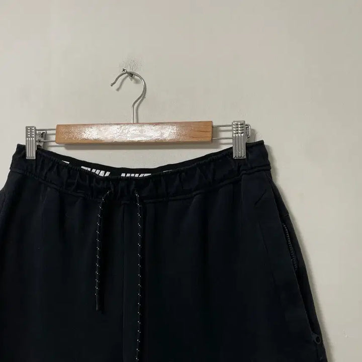 [SOLD OUT] 30-32 나이키 스우시 밴딩 반바지 정품