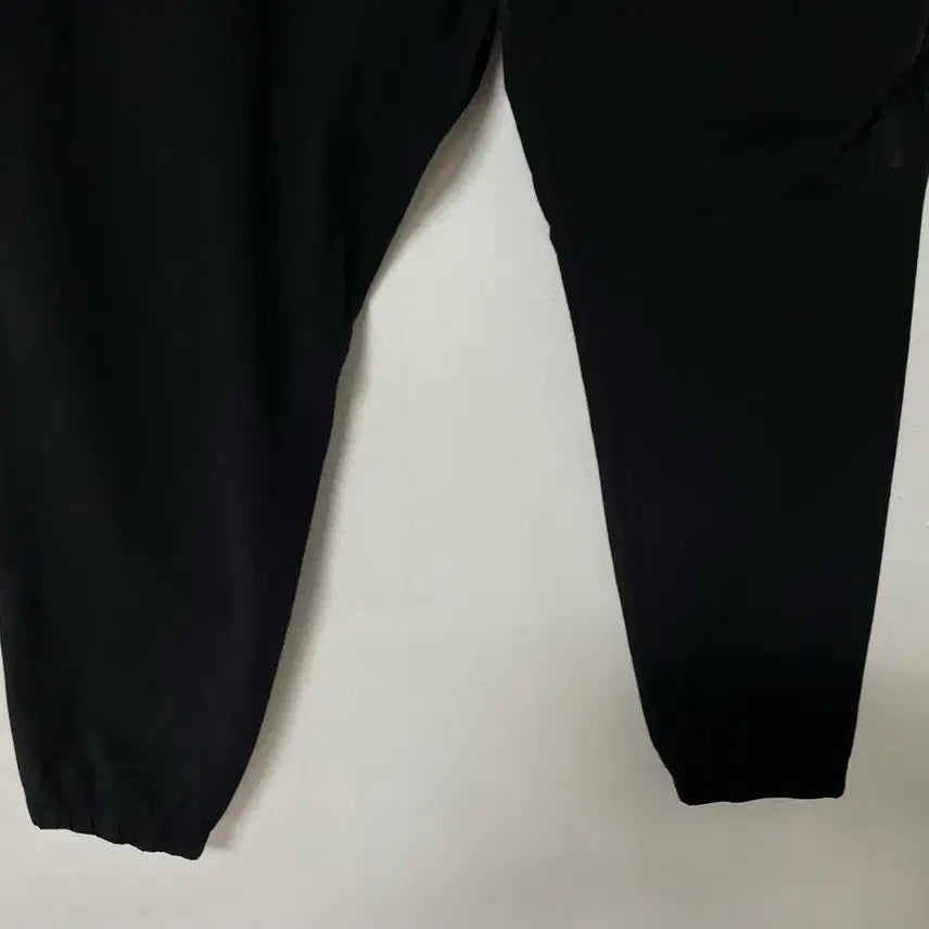 [BUNJANG] Henri Lloyd Nylon Spandex Bounding Jogger Pants / 30-32 헨리로이드 나일론 스판 밴딩 조거팬츠 바지 정품