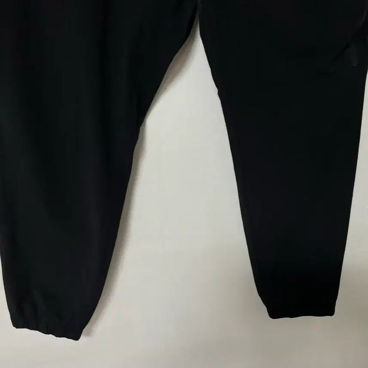 [BUNJANG] Henri Lloyd Nylon Spandex Bounding Jogger Pants / 30-32 헨리로이드 나일론 스판 밴딩 조거팬츠 바지 정품