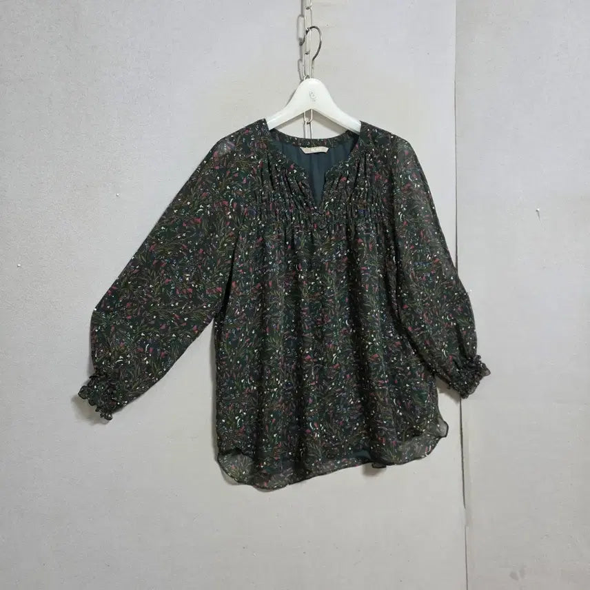 [BUNJANG] BCBG Chiffon Blouse / BCBG 시원한 쉬폰 블라우스 55  n4611