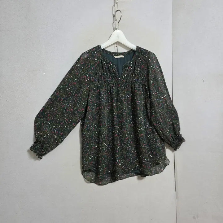 [BUNJANG] BCBG Chiffon Blouse / BCBG 시원한 쉬폰 블라우스 55  n4611