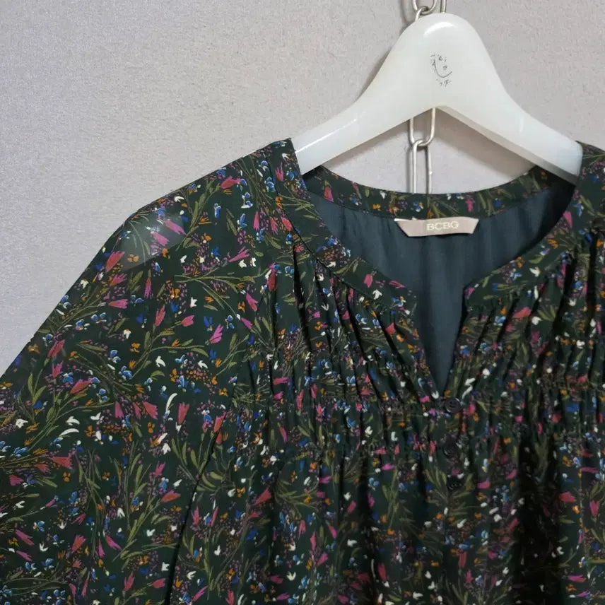 [BUNJANG] BCBG Chiffon Blouse / BCBG 시원한 쉬폰 블라우스 55  n4611