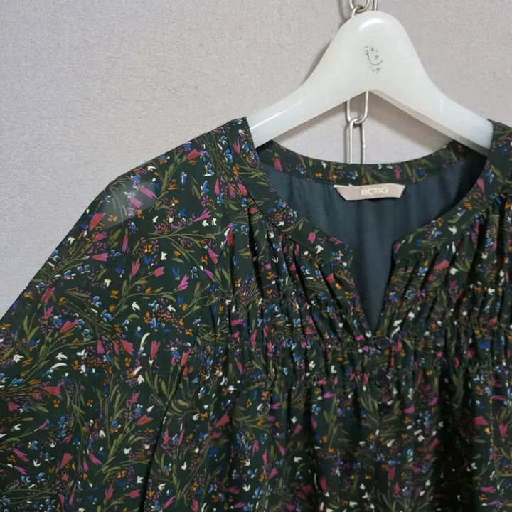 [BUNJANG] BCBG Chiffon Blouse / BCBG 시원한 쉬폰 블라우스 55  n4611