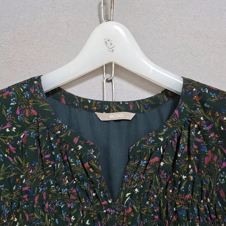 [BUNJANG] BCBG Chiffon Blouse / BCBG 시원한 쉬폰 블라우스 55  n4611