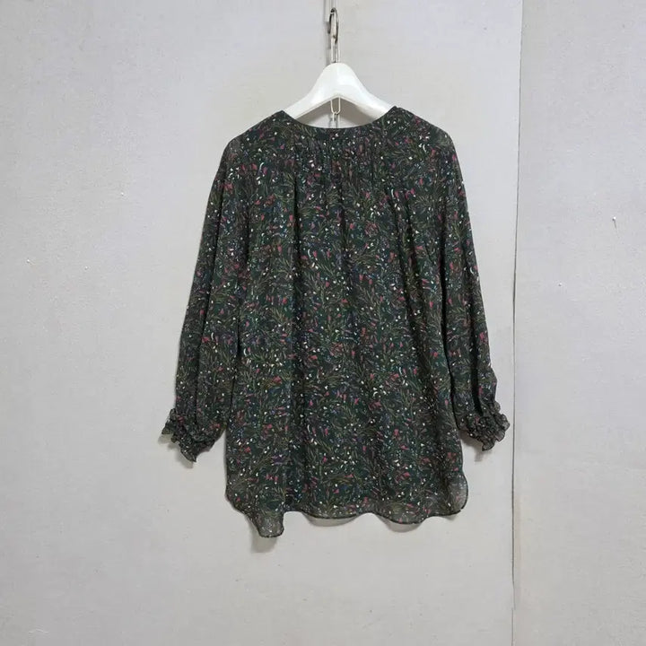 [BUNJANG] BCBG Chiffon Blouse / BCBG 시원한 쉬폰 블라우스 55  n4611