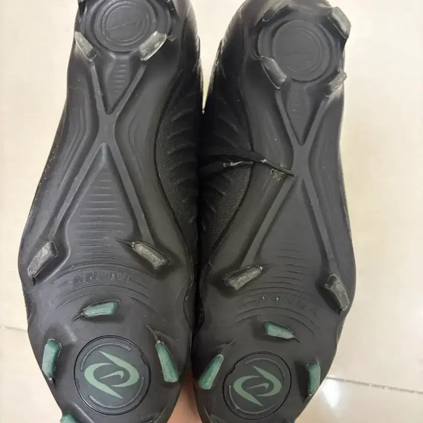 [BUNJANG] Nike Phantom GX2 Elite Football Boots / 나이키팬텀gx2엘리트 거의새상품급 급처 쿨거시 7만원