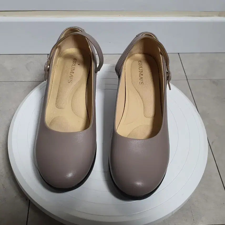[BUNJANG] BRUMASS Mary Jane Shoes 235mm Gray / 브루마스 BRUMASS 메리제인 구두 235mm 그레이