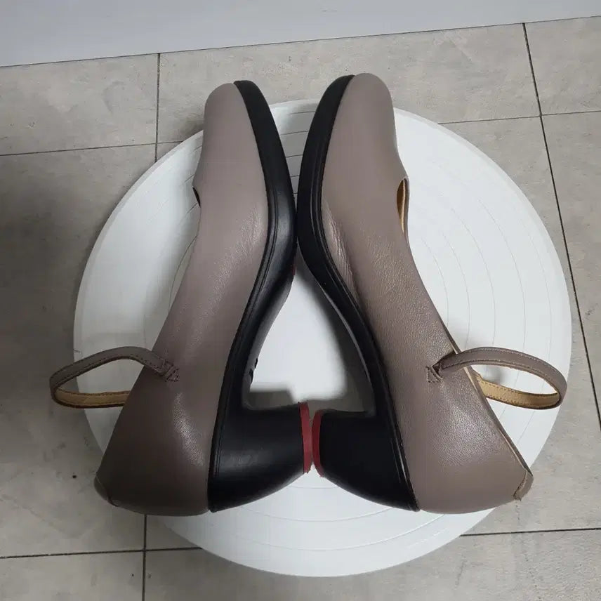 [BUNJANG] BRUMASS Mary Jane Shoes 235mm Gray / 브루마스 BRUMASS 메리제인 구두 235mm 그레이