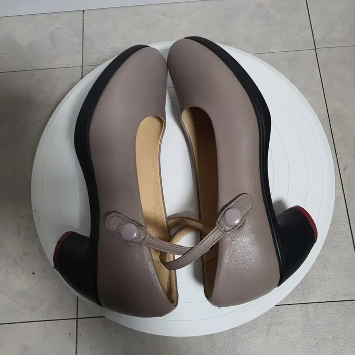 [BUNJANG] BRUMASS Mary Jane Shoes 235mm Gray / 브루마스 BRUMASS 메리제인 구두 235mm 그레이