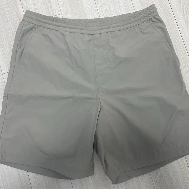 [BUNJANG] Goal Studio Beige Shorts / 골스튜디오 베이지 반바지