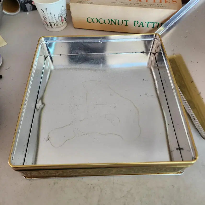 [BUNJANG] Vintage French Tin Can 23cm x 22cm / 프랑스 옛날 틴 깡통 크기23cmX22cm 높이5.3cm 7000원