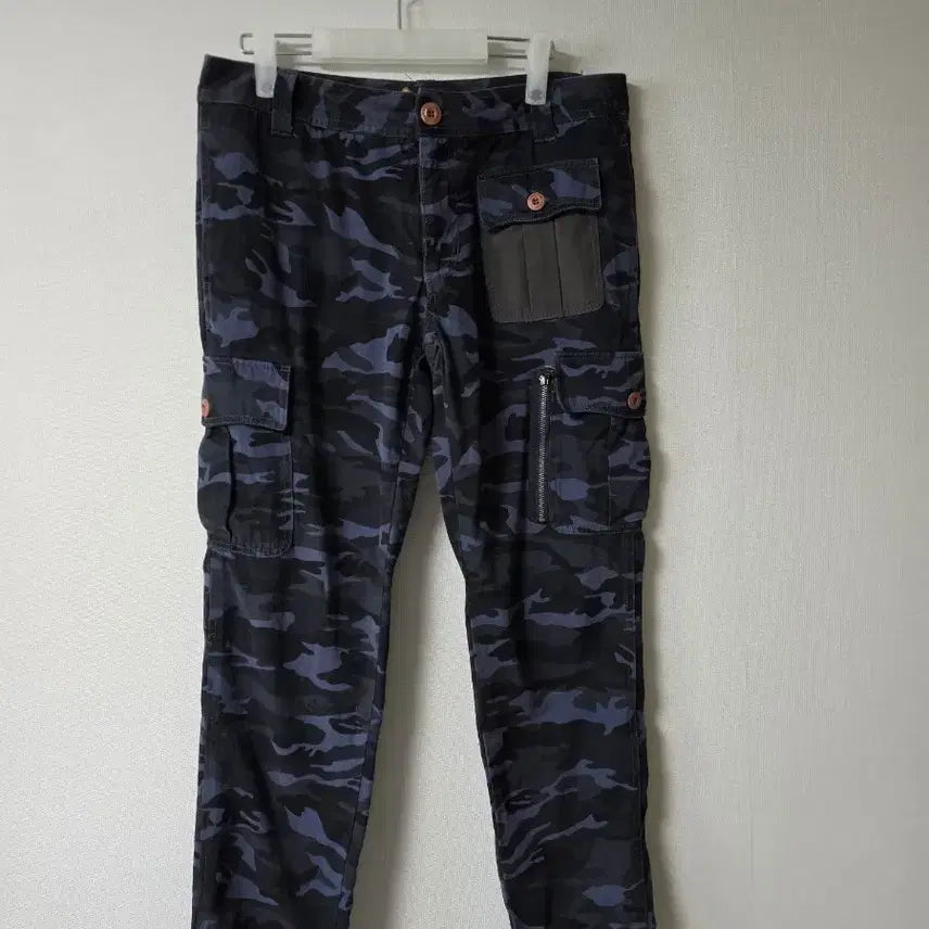 [BUNJANG] Roadsign Blue Black Camo Cargo Pants / 로드사인 블루 블랙 카모 카고 바지 허리 32인치 춘추용