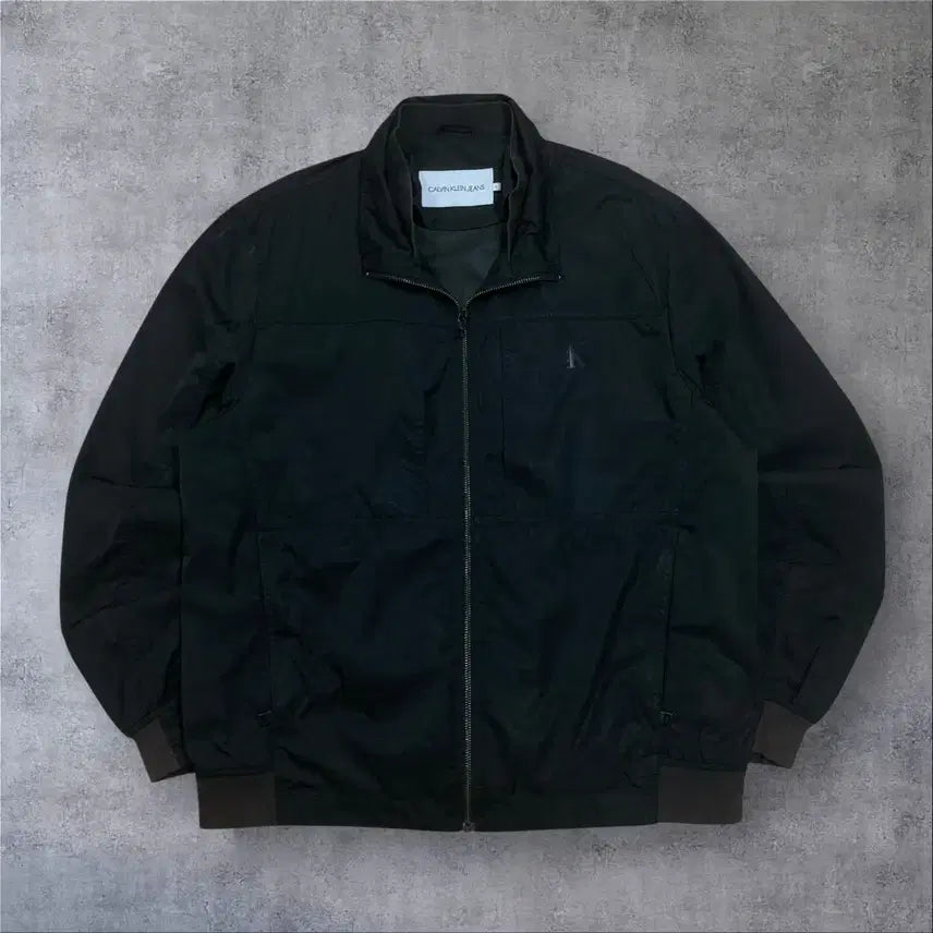 [BUNJANG] Calvin Klein Small Logo Black Blouson Jacket / 캘빈클라인 스몰 로고 블랙 블루종 자켓