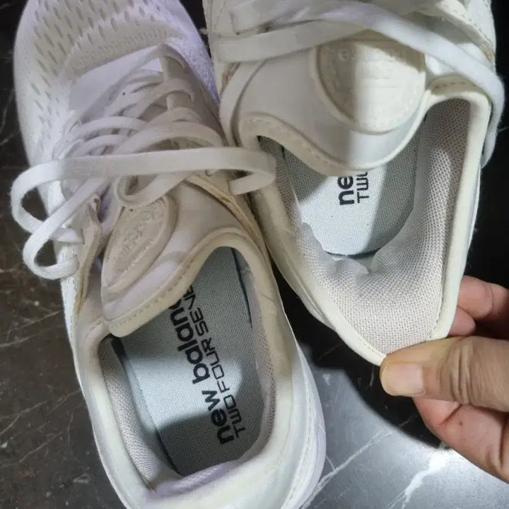 [BUNJANG] New Balance 247 Running Shoes / 뉴발 247 러닝화 245사이즈