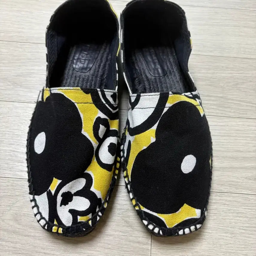 [BUNJANG] Marni Espadrille Slip-on Shoes / 마르니 블랙/옐로우 에스파드류 슬립온 265