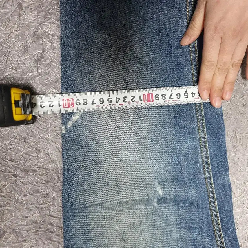 [BUNJANG] Dolce &amp; Gabbana 16 Classic Leather Plate Denim Pants / 돌체앤가바나 청바지 16클래식 레더 플레이트 데님 팬츠 48