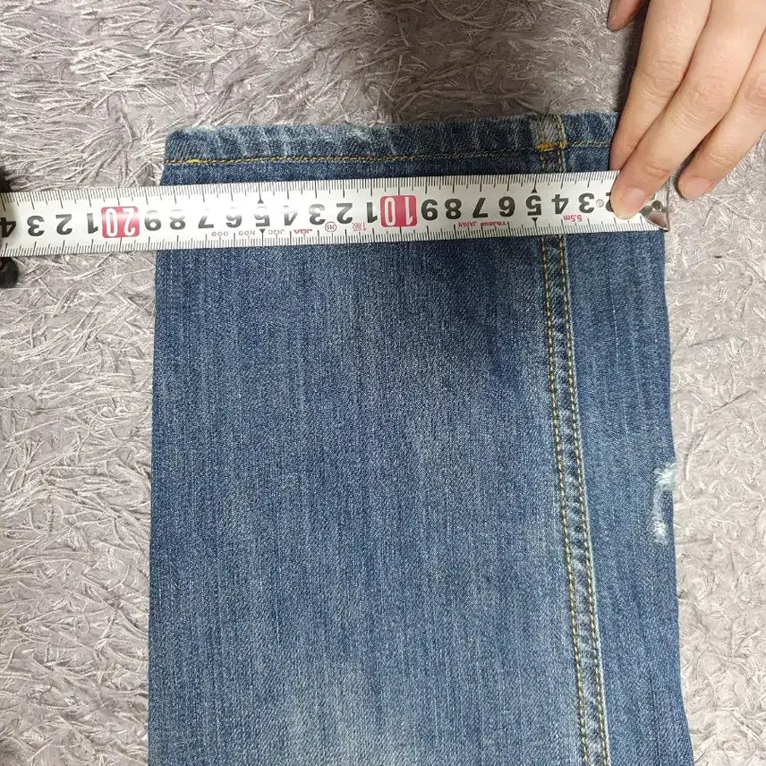 [BUNJANG] Dolce &amp; Gabbana 16 Classic Leather Plate Denim Pants / 돌체앤가바나 청바지 16클래식 레더 플레이트 데님 팬츠 48