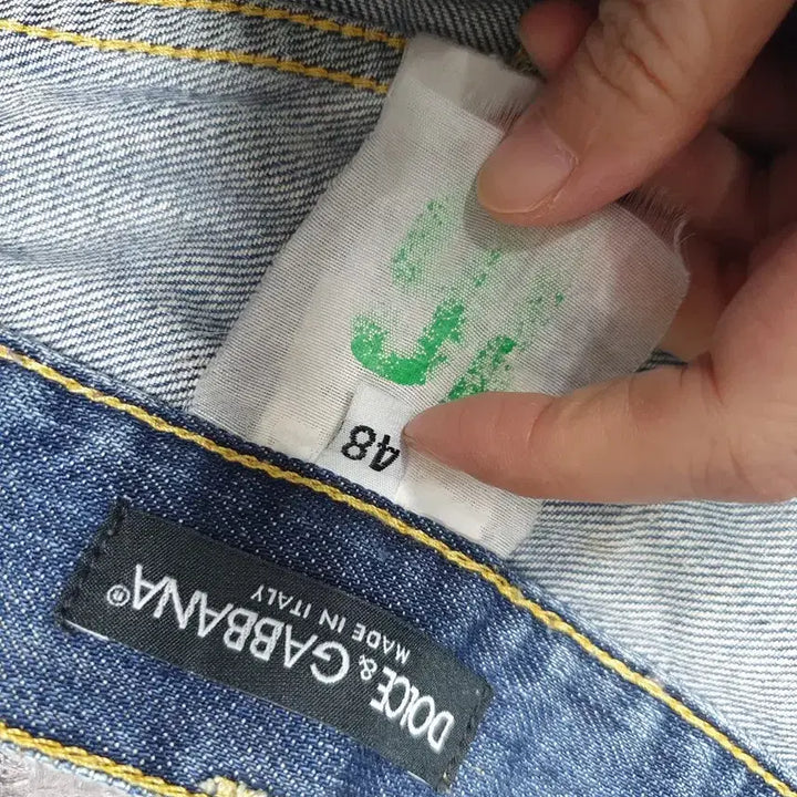 [BUNJANG] Dolce &amp; Gabbana 16 Classic Leather Plate Denim Pants / 돌체앤가바나 청바지 16클래식 레더 플레이트 데님 팬츠 48