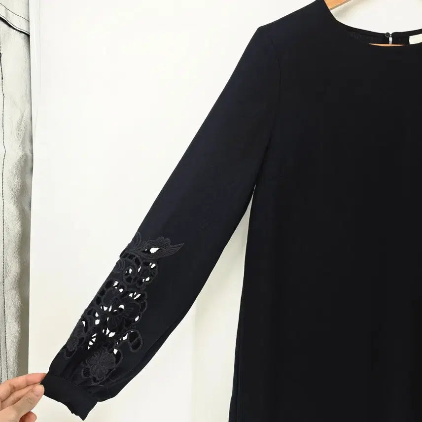 [BUNJANG] H&amp;M Black Floral Lace Sleeve Dress / h&amp;m 블랙 플라워 레이스 소매 원피스