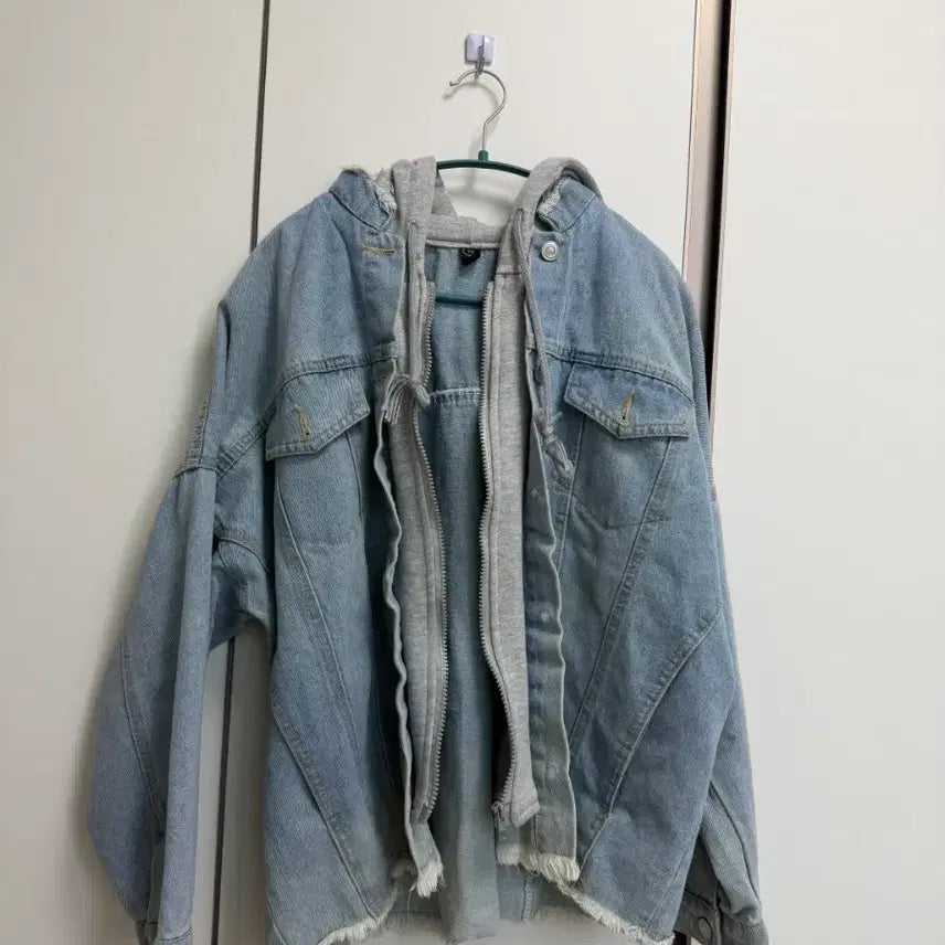 [SOLD OUT] 후드빈티지 데님자켓 프리사이즈