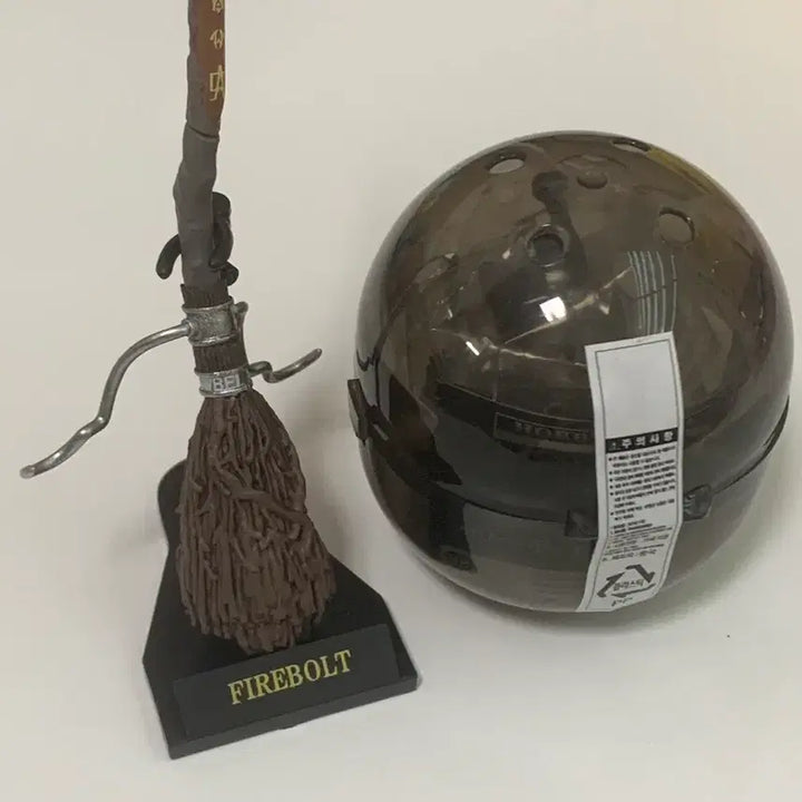 [BUNJANG] Harry Potter Firebolt Broom Gacha / 해리포터 파이어볼트 빗자루 가챠