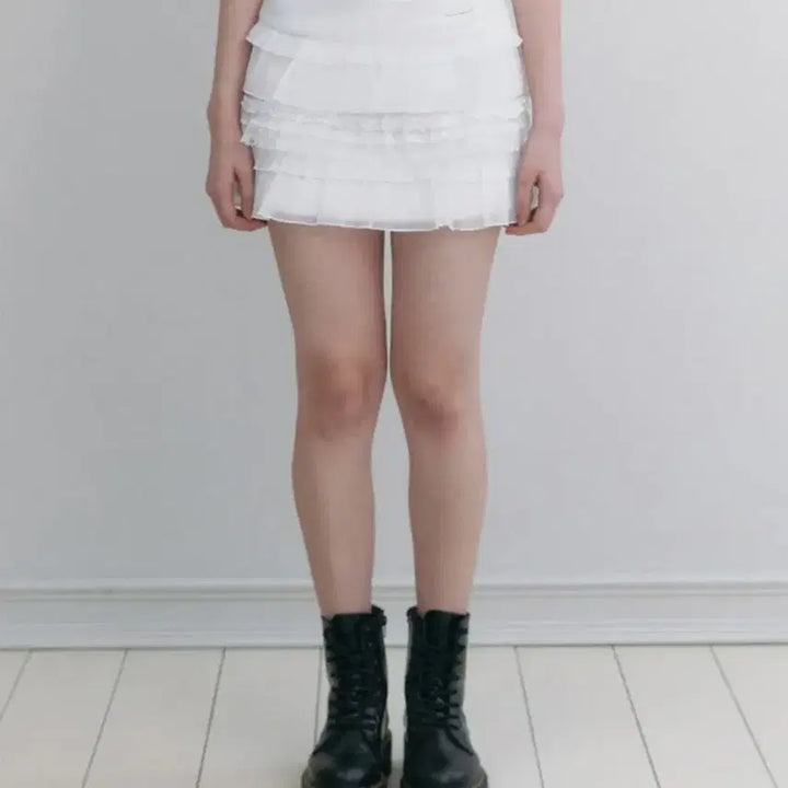 [BUNJANG] Not Your Rose Hina Skirt (White) M / 낫유어로즈 히나 스커트 (화이트) M