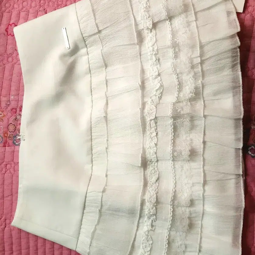 [BUNJANG] Not Your Rose Hina Skirt (White) M / 낫유어로즈 히나 스커트 (화이트) M