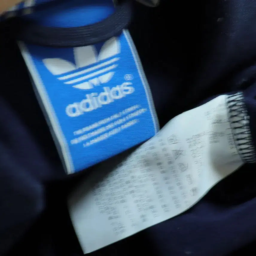 [SOLD OUT] 아디다스 adidas 정품 오리지널 삼선 트랙탑 저지 네이비 95