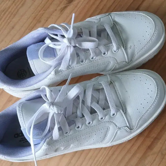 [BUNJANG] Adidas White Sneakers 235 / 아디다스 흰색 운동화 235  상태좋음
