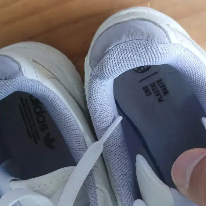 [BUNJANG] Adidas White Sneakers 235 / 아디다스 흰색 운동화 235  상태좋음
