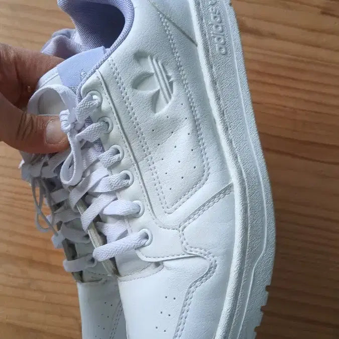[BUNJANG] Adidas White Sneakers 235 / 아디다스 흰색 운동화 235  상태좋음