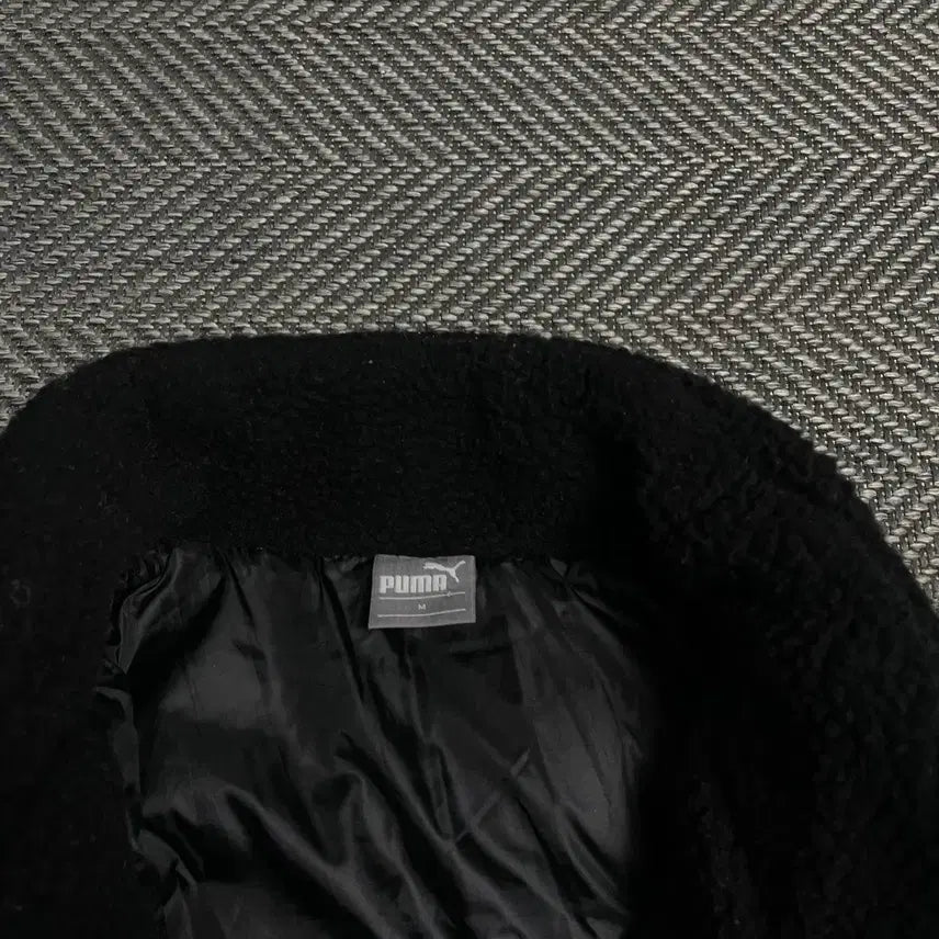 [BUNJANG] Puma Embroidered Logo Duck Down Puffer Sherpa Fleece Jacket Black / 퓨마 자수로고 덕다운 푸퍼 쉐르파 플리스 패딩 블랙o 5340