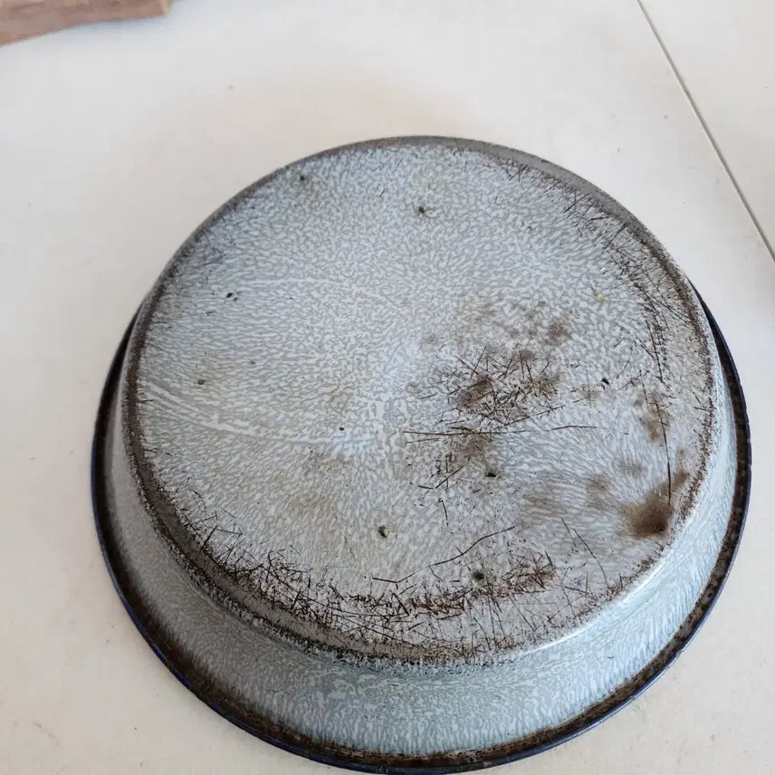 [SOLD OUT] 옛날 빈티지 법랑 지름25.2cm  높이4cm