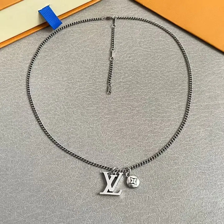[SOLD OUT] 루이비통 로고 목걸이 체인