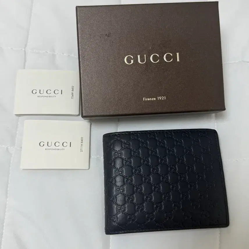 [BUNJANG] Gucci Microguccissima Navy Leather Wallet / 구찌 마이크로시마 반지갑 네이비(정품)