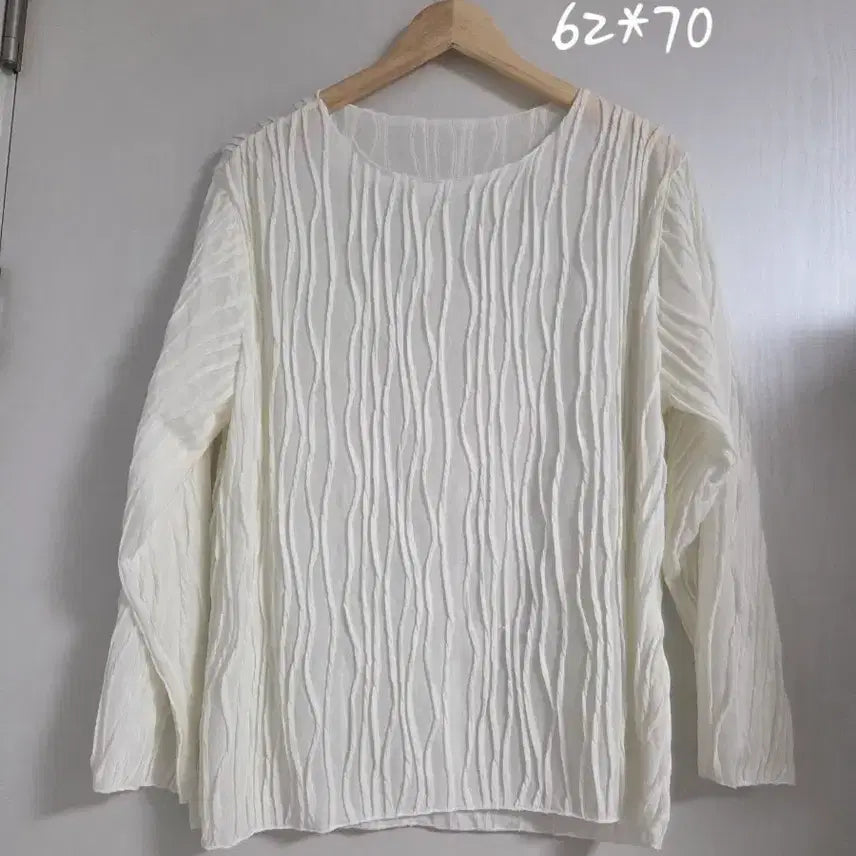 [BUNJANG] White Pleated Ruffled Blouse / 화이트 주름 셔링 블라우스