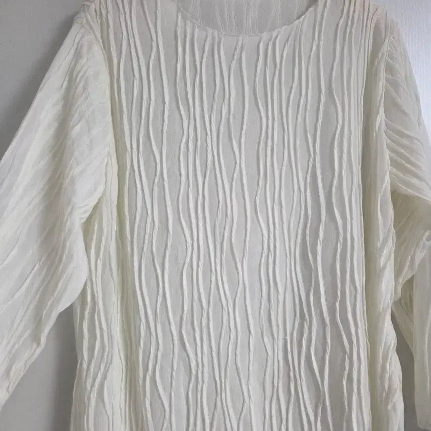 [BUNJANG] White Pleated Ruffled Blouse / 화이트 주름 셔링 블라우스