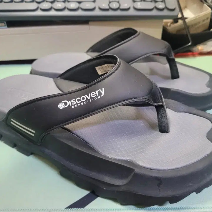 [BUNJANG] Discovery Expedition Black Flip-Flop Slippers (270mm) / 디스커버리 익스페디션 블랙 쪼리 슬리퍼 270mm 상태A급 / 정리맨