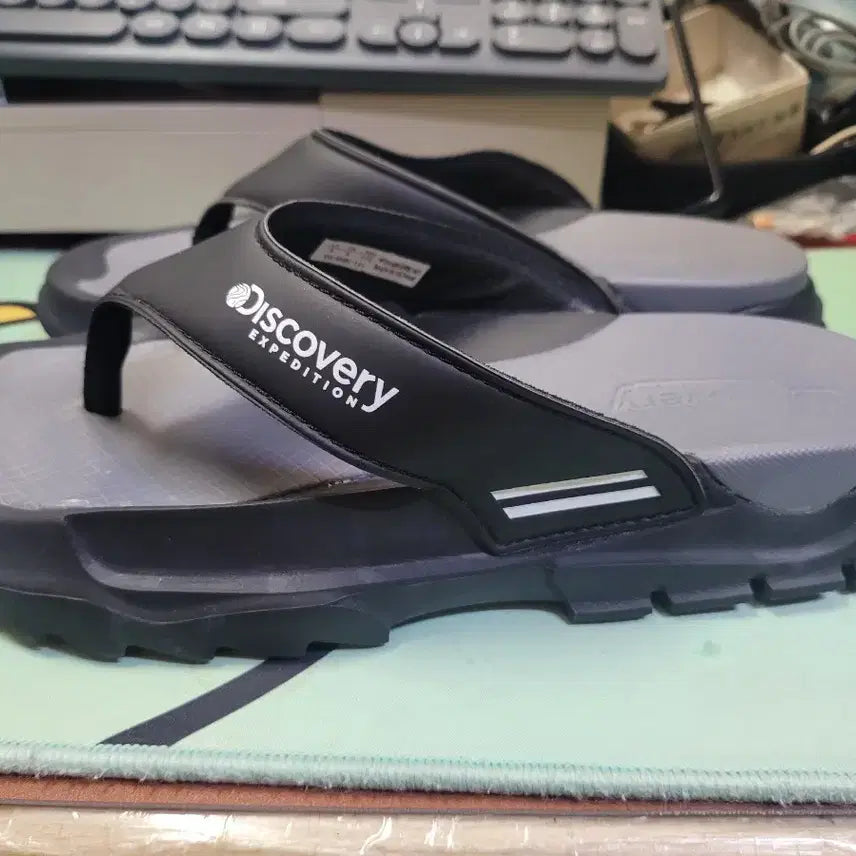 [BUNJANG] Discovery Expedition Black Flip-Flop Slippers (270mm) / 디스커버리 익스페디션 블랙 쪼리 슬리퍼 270mm 상태A급 / 정리맨